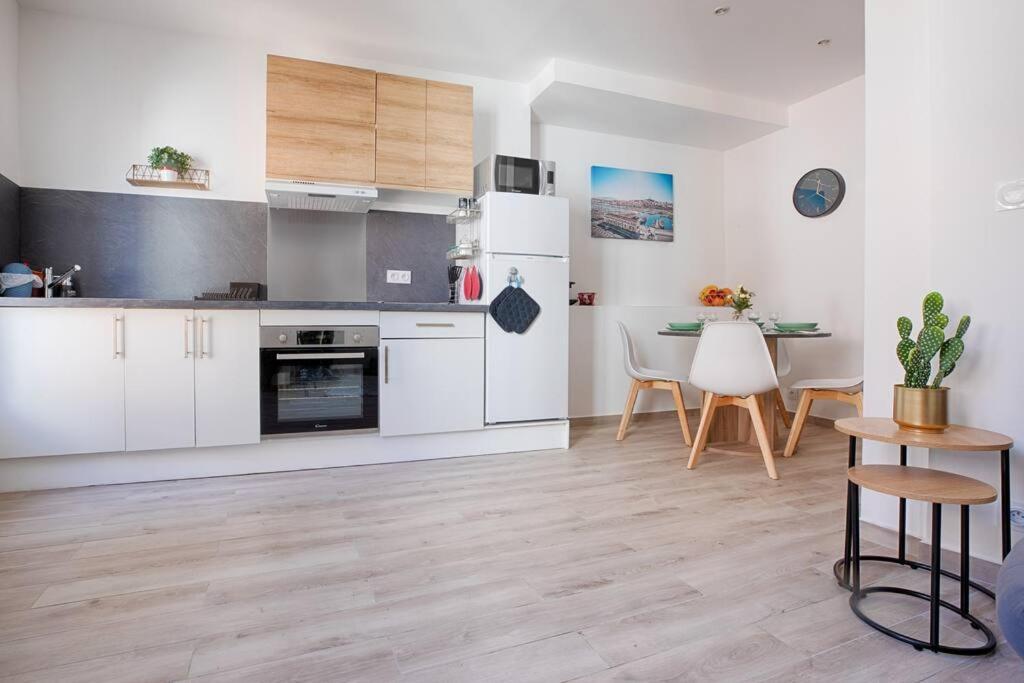 Апартаменти Joli T3 Avec Balcon - Gare St-Charles A 50 M Марсель Екстер'єр фото